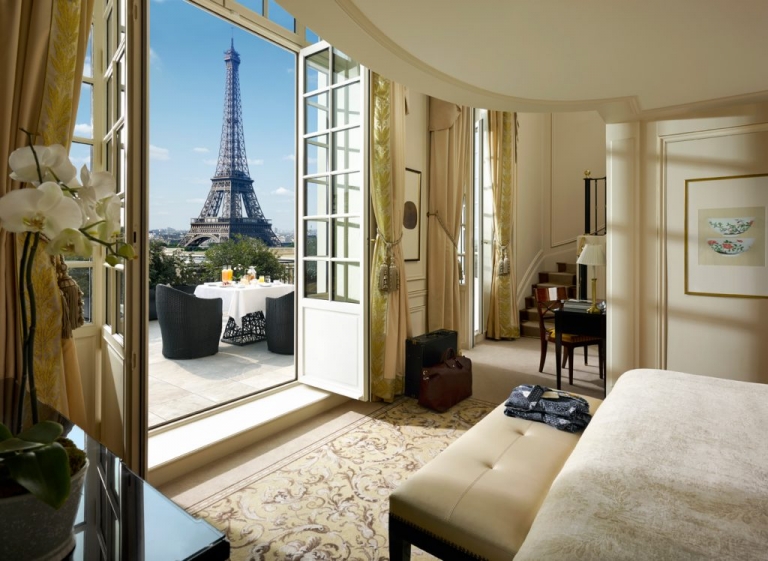 Shangri-La - Paris